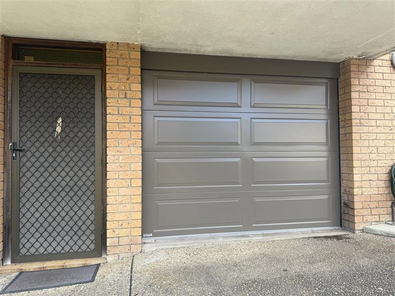 Gliderol Sectional Door Jasper Color Hampton Design Smooth Finish