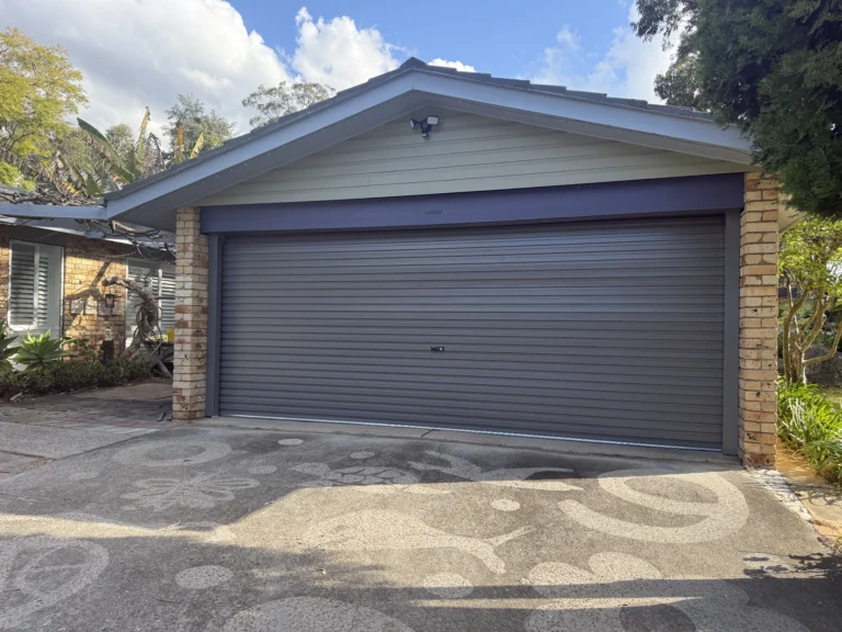 Wallaby Gliderol Roller Door